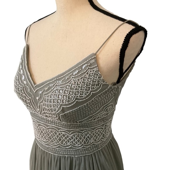 Adrianna Papell Sage Green Gray Aida Beaded Tulle Gown Prom Dress Sz 4 Formal - Picture 6 of 14